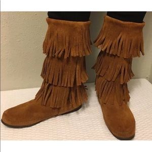 Minnetonka Fringe Boots Suede Moccasins
